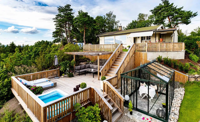Plaanid ehitada luksuslikku terrassi? Loe siit, milliseid soovitusi annab professionaalne puusepp